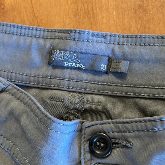 Prana Roll Up Hiking Pants Size 10 - Picture 7 of 13